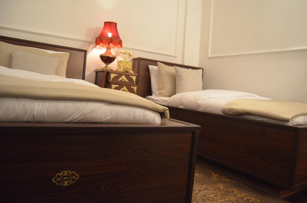 The Gala Palace Suits Kars Rom bilde