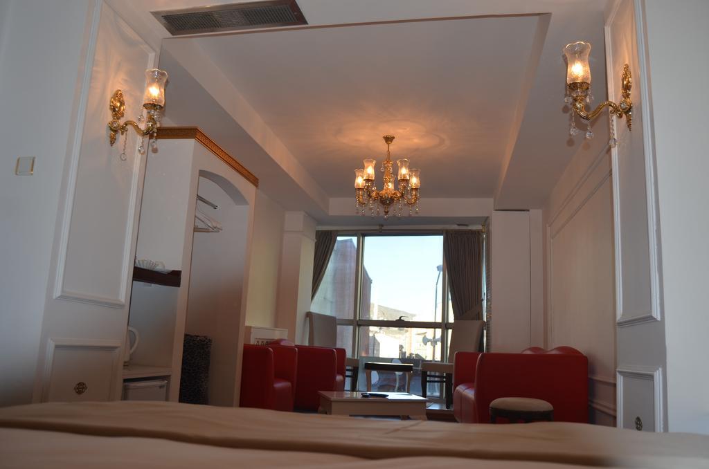 The Gala Palace Suits Kars Rom bilde