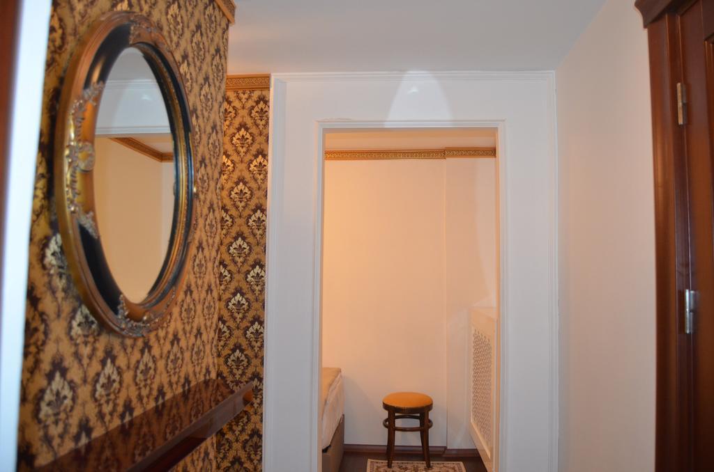 The Gala Palace Suits Kars Rom bilde
