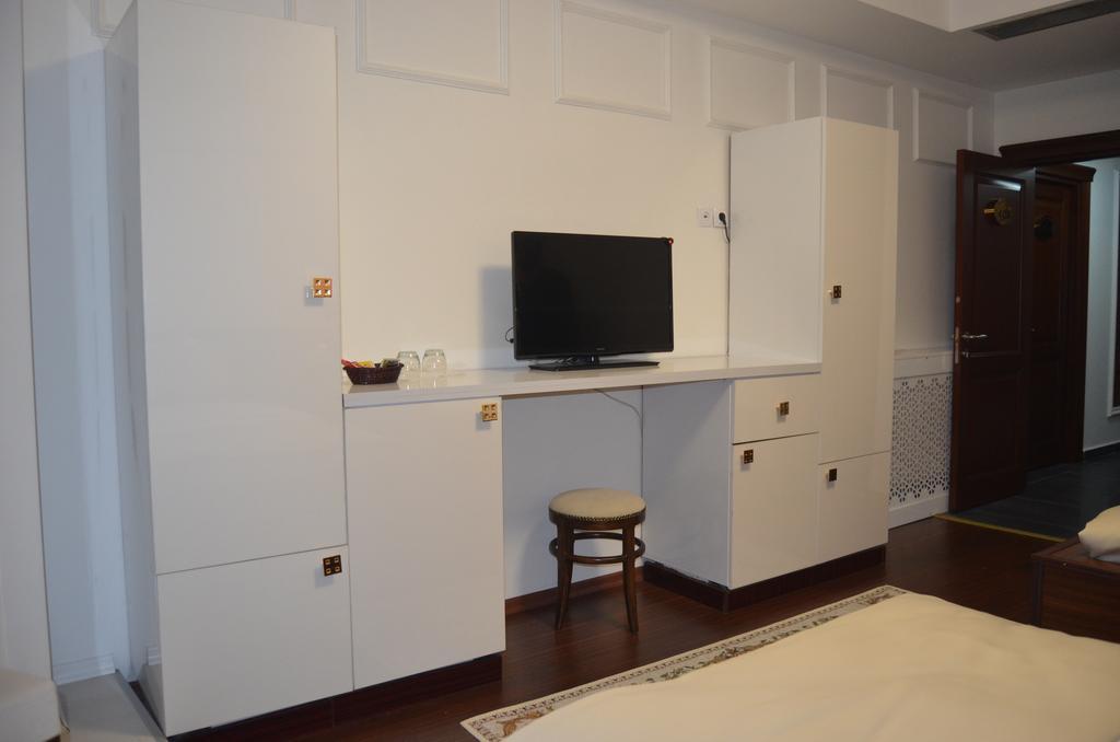 The Gala Palace Suits Kars Rom bilde